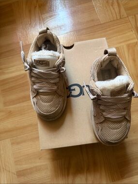 UGG Kids Tan Suede & Mesh Lace-Up Sneakers with Shearling Trim